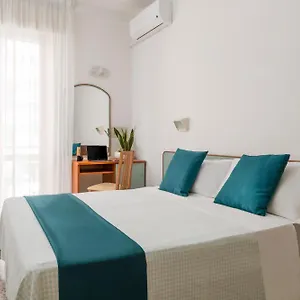 Hotel Tres Jolie